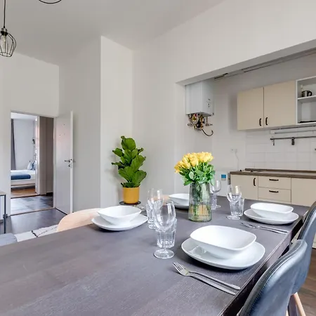 Modern & Stylish Apartments, Multiple Units