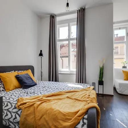 Apartment Modern & Stylish Apartments, Multiple Units Prague