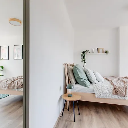 Modern & Stylish Apartments, Multiple Units