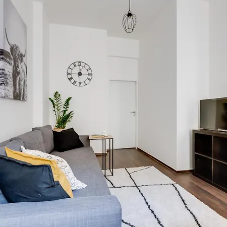 Modern & Stylish Apartments, Multiple Units