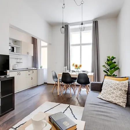 Modern & Stylish Apartments, Multiple Units * Prague