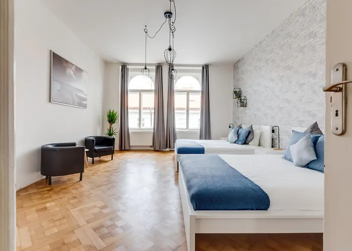 Modern & Stylish Apartments, Multiple Units Praha