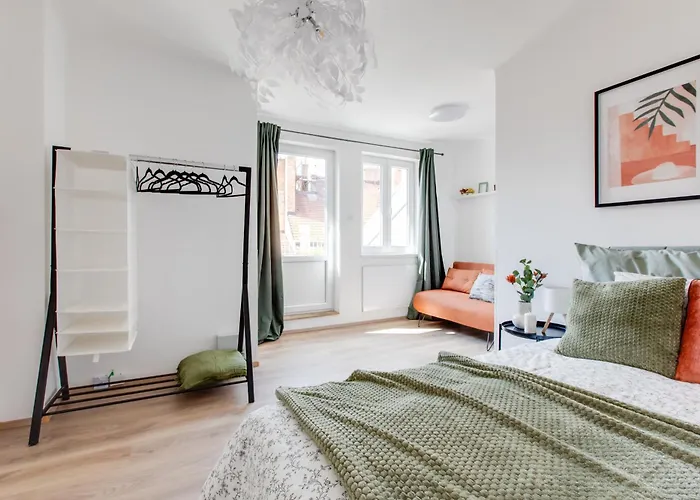 Modern & Stylish Apartments, Multiple Units *