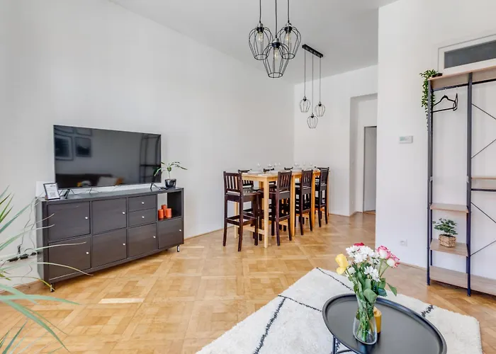 Modern & Stylish Apartments, Multiple Units Praha