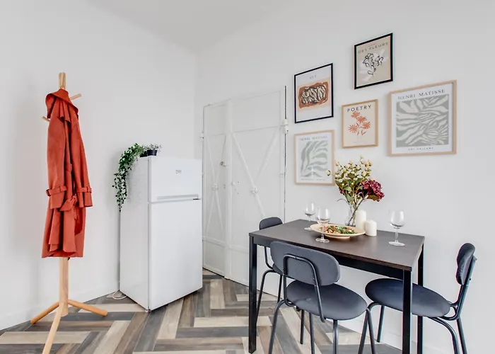 Modern & Stylish Apartments, Multiple Units * Praha