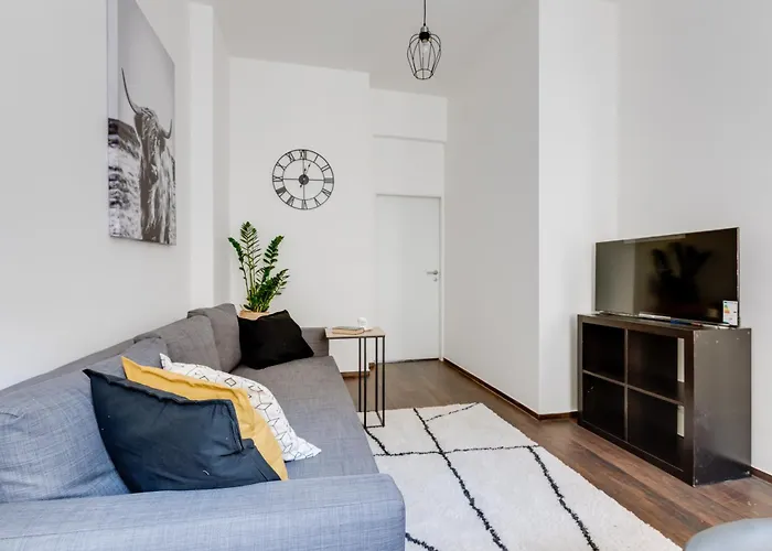 Modern & Stylish Apartments, Multiple Units