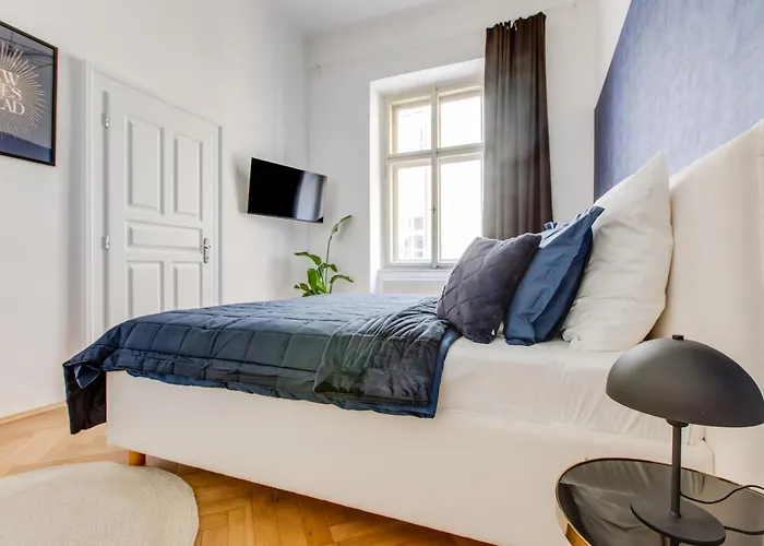 Modern & Stylish Apartments, Multiple Units * Praha