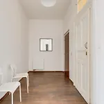 Modern & Stylish Apartments, Multiple Units