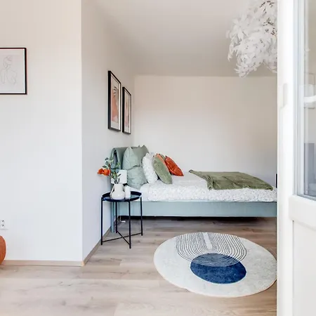 Modern & Stylish Apartments, Multiple Units