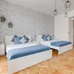 Modern & Stylish Apartments, Multiple Units Appartamento *