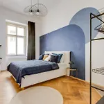 Modern & Stylish Apartments, Multiple Units Appartamento Praga